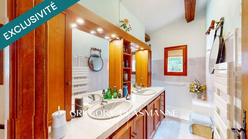 Maison - 180 m² - 4 pièces