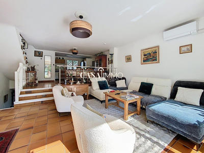 Villa - 90 m² - 4 pièces