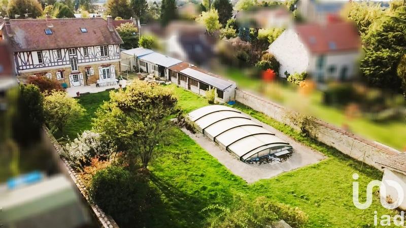 Maison - 214 m² - 10 pièces