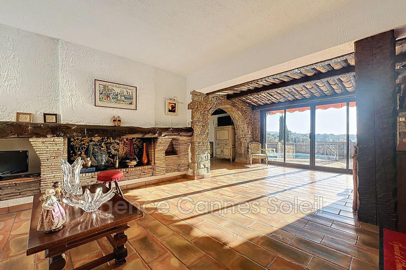 Maison - 290 m² - 10 pièces