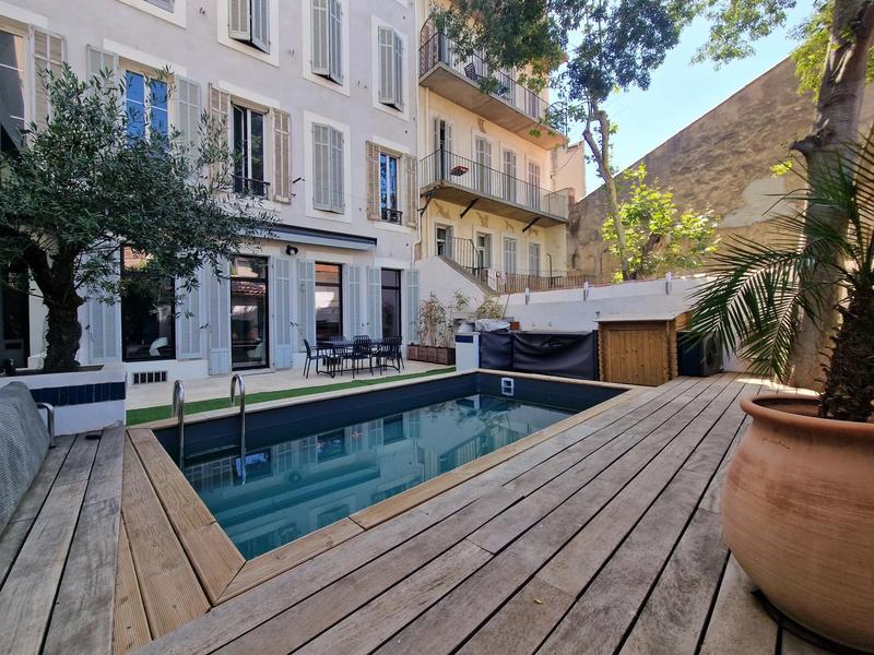 Appartement - 177 m² - 5 pièces