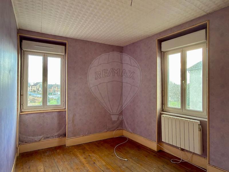 Maison - 180 m² - 8 pièces