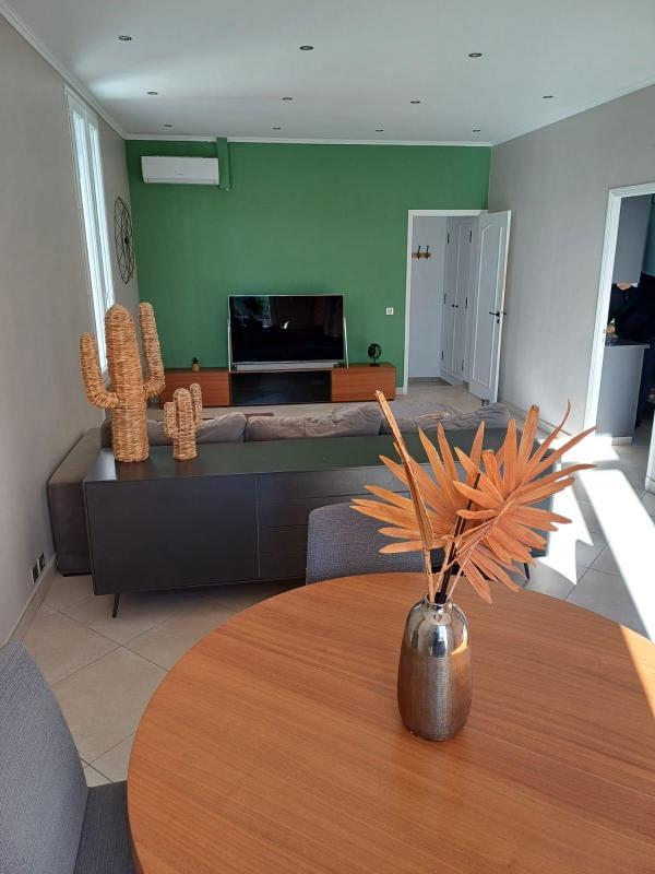 Maison bourgeoise - 230 m² - 10 pièces