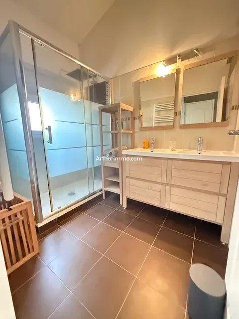 Maison - 109 m² - 5 pièces