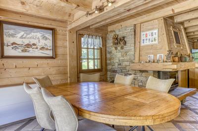 Châlet - 232 m² - 10 pièces