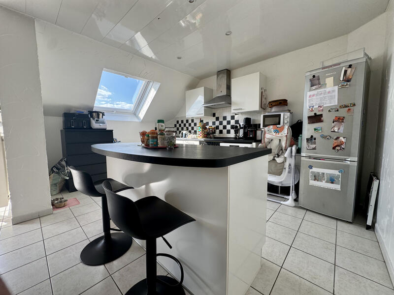 Appartement - 85 m² - 3 pièces