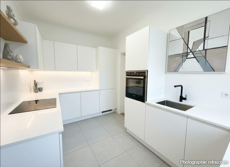 Maison traditionnelle - 210 m² - 7 pièces