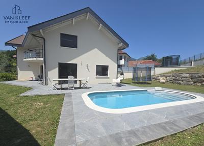 Maison contemporaine - 190 m² - 7 pièces