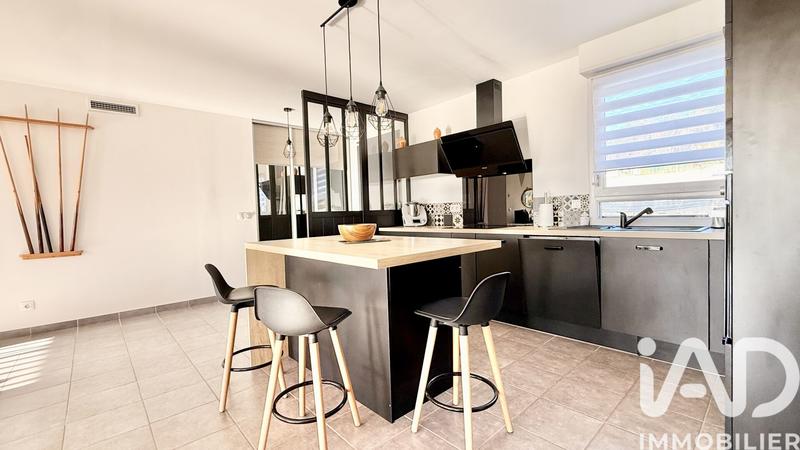 Maison - 122 m² - 5 pièces