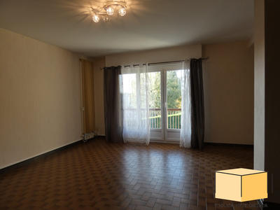 Appartement - 84 m² - 3 pièces