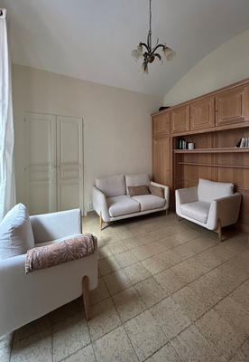 Appartement - 124 m² - 6 pièces