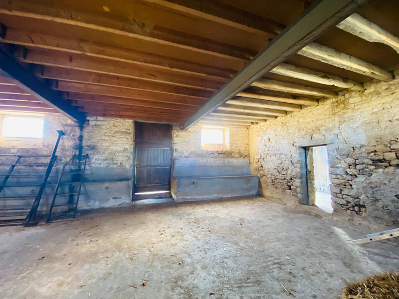 Maison - 400 m² - 5 pièces