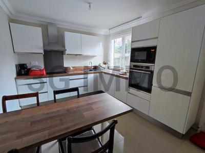 Maison - 138 m² - 7 pièces