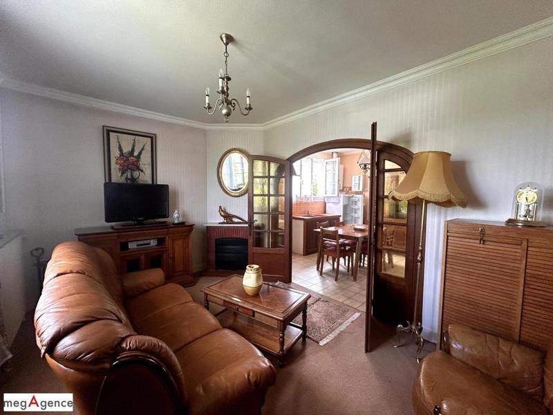 Maison traditionnelle - 116 m² - 6 pièces