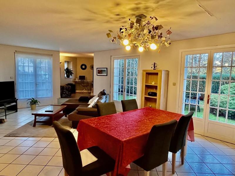 Maison - 127 m² - 5 pièces