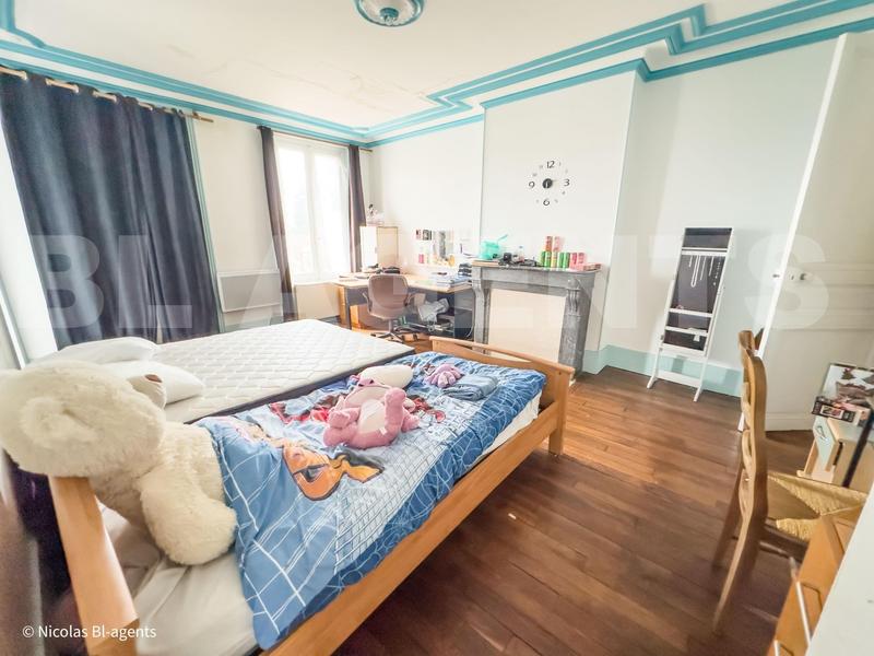 Maison bourgeoise - 280 m² - 8 pièces