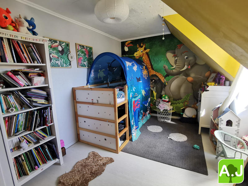 Maison - 130 m² - 6 pièces