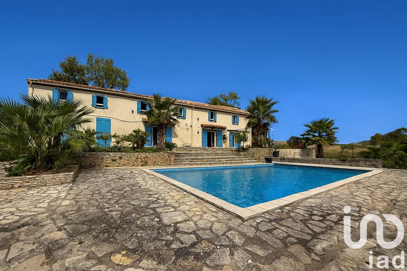 Maison - 195 m² - 7 pièces