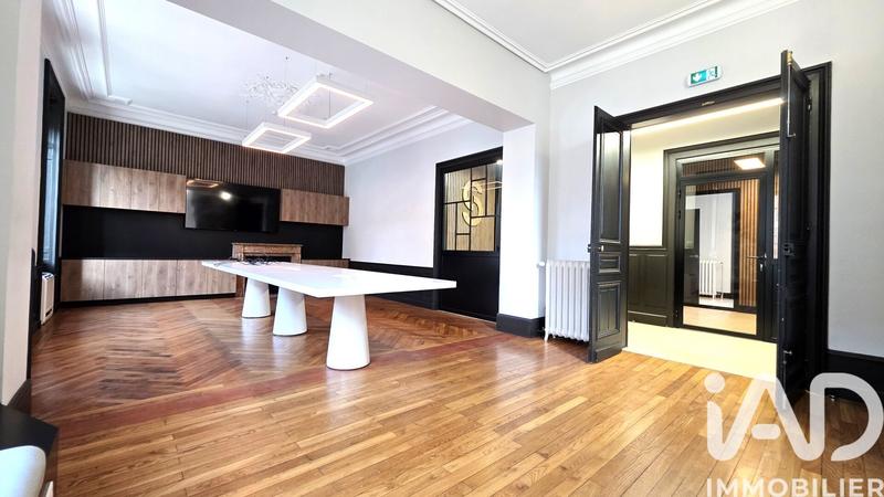 Maison de maîtres - 269 m² - 22 pièces