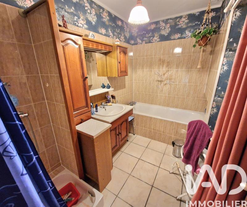 Maison - 97 m² - 6 pièces