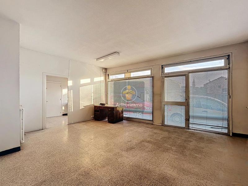 Bureau - 90 m² - 5 pièces