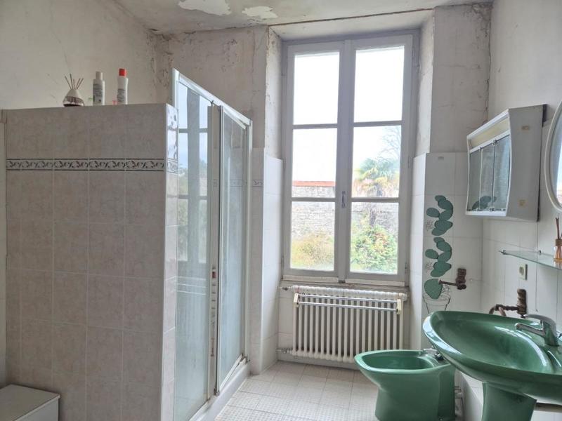 Maison de maîtres - 208 m² - 8 pièces