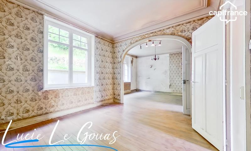 Maison - 177 m² - 8 pièces