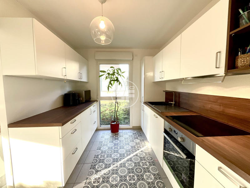 Duplex - 100 m² - 5 pièces