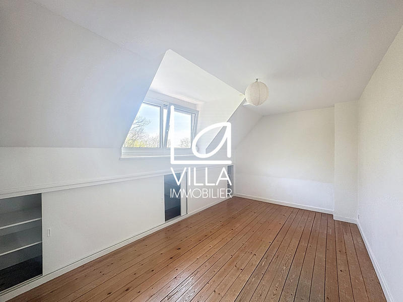 Maison - 111 m² - 6 pièces