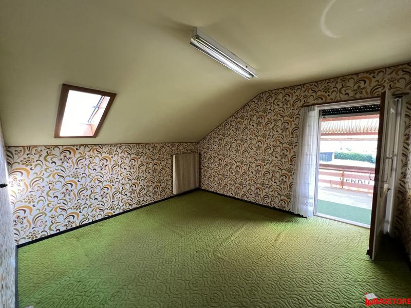 Maison - 205 m² - 8 pièces