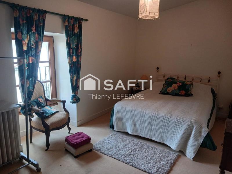 Maison - 223 m² - 7 pièces