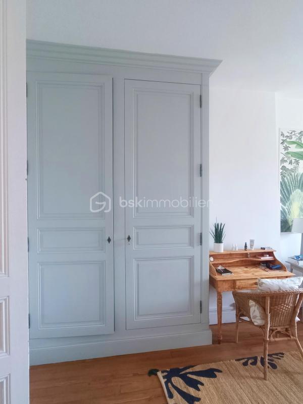 Maison de ville - 325 m² - 9 pièces