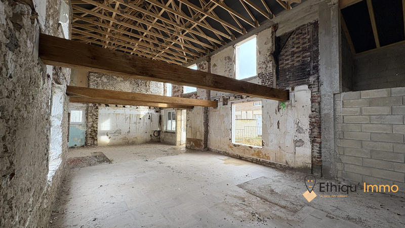 Maison ancienne - 80 m² - 1 pièce