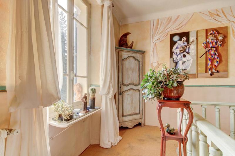 Maison de maîtres - 368 m² - 12 pièces