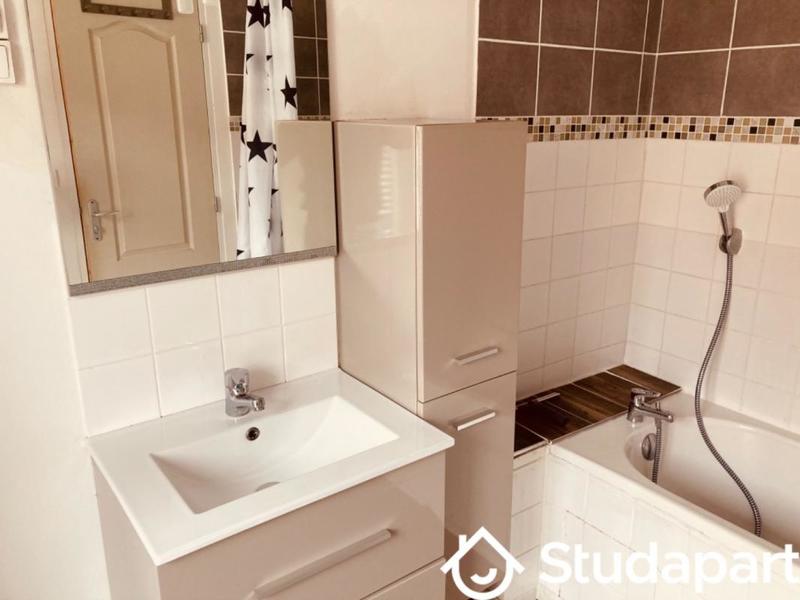 Chambre - 13 m² - 1 pièce