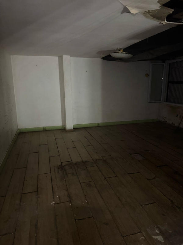 Local commercial - 169 m²