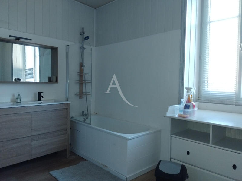 Appartement - 122 m² - 4 pièces