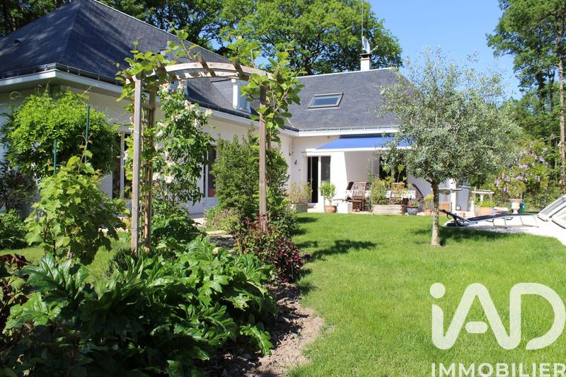 Maison - 180 m² - 6 pièces