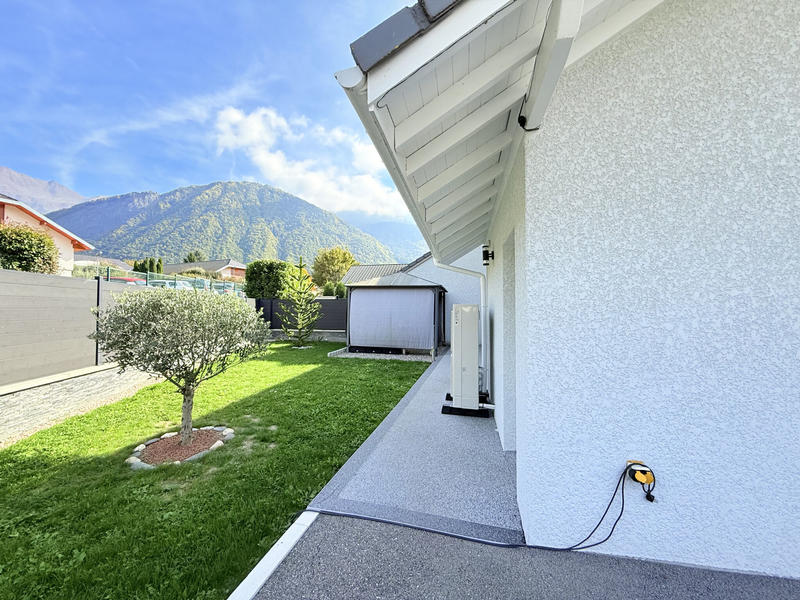 Maison - 96 m² - 4 pièces