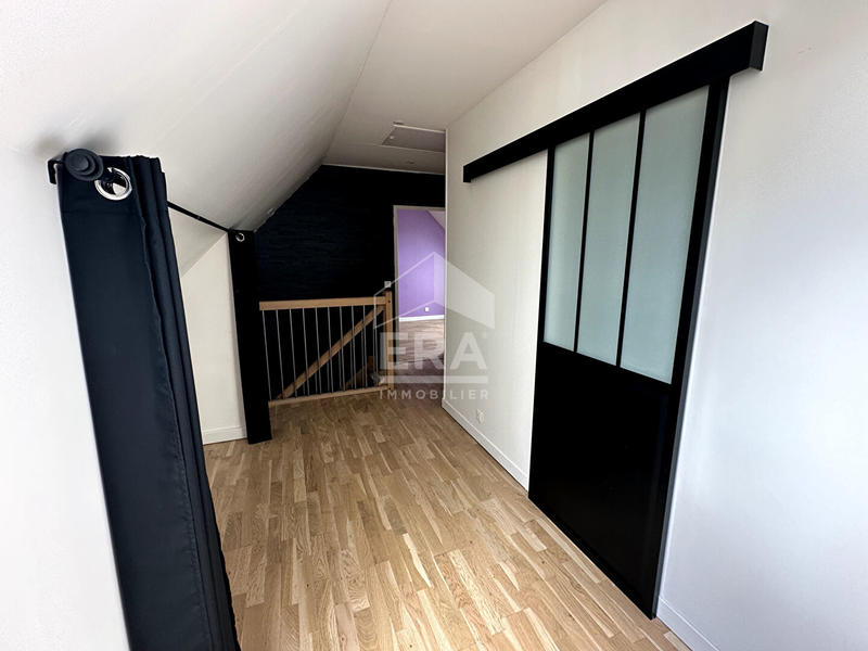 Maison - 147 m² - 6 pièces