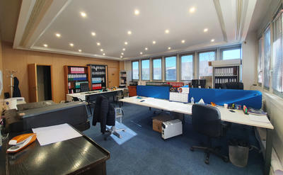 Bureau - 109 m² - 1 pièce