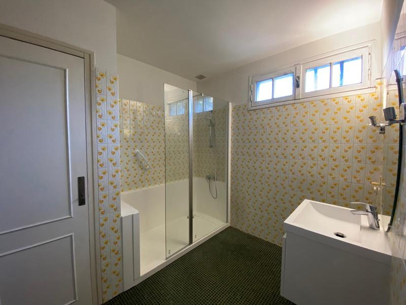 Maison - 180 m² - 7 pièces