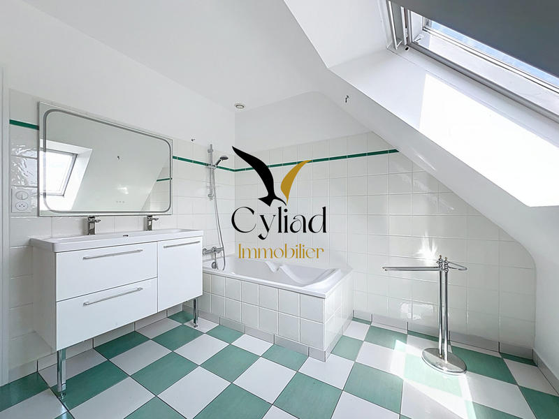 Maison contemporaine - 151 m² - 6 pièces