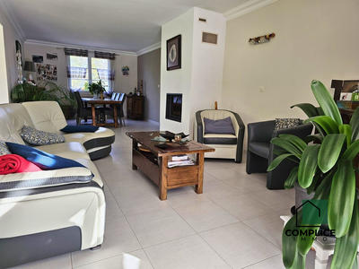 Maison traditionnelle - 152 m² - 5 pièces