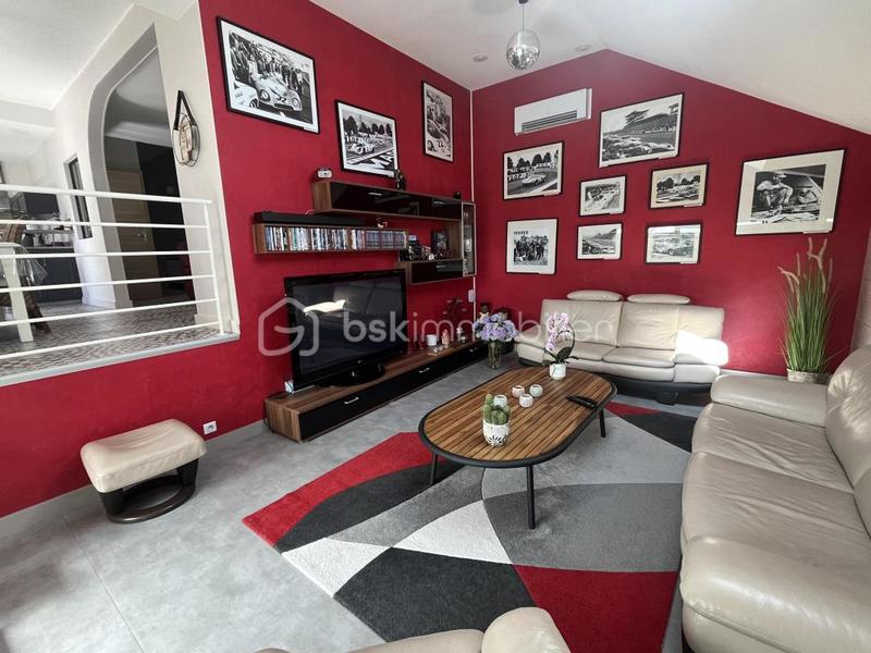 Maison - 165 m² - 6 pièces