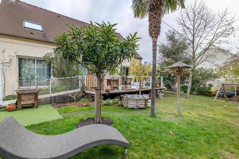 Maison - 175 m² - 5 pièces