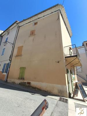 Maison de village - 150 m² - 3 pièces