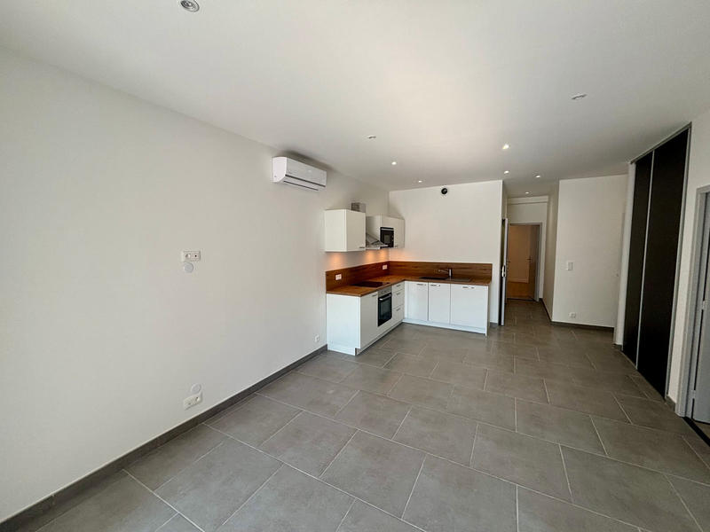 Appartement - 75 m² - 3 pièces