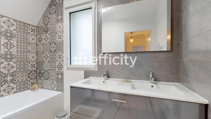 Maison - 107 m² - 5 pièces