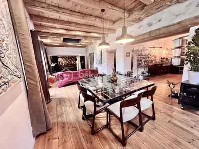 Demeure - 157 m² - 5 pièces